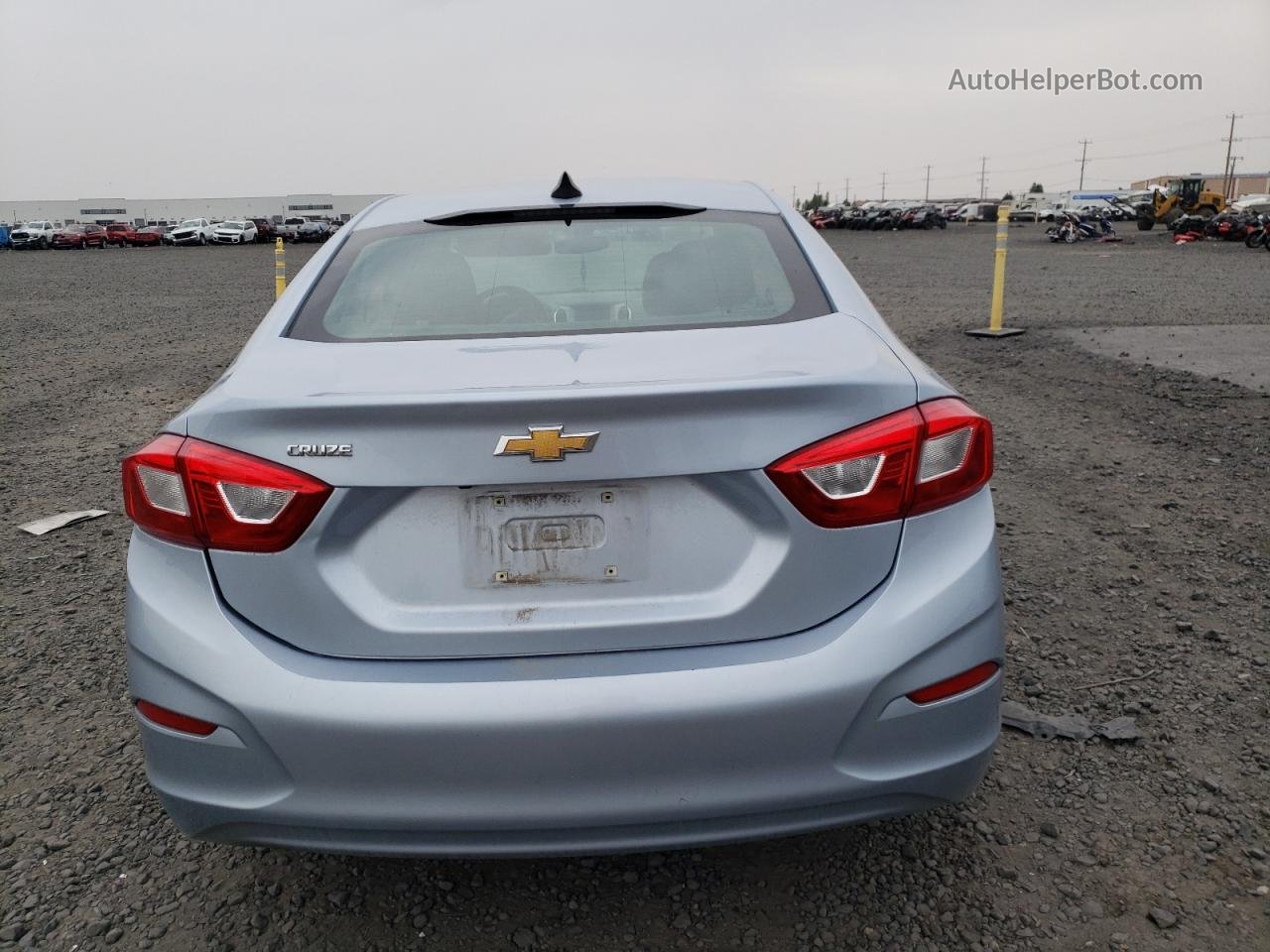 2017 Chevrolet Cruze Ls Серебряный vin: 1G1BC5SMXH7149539