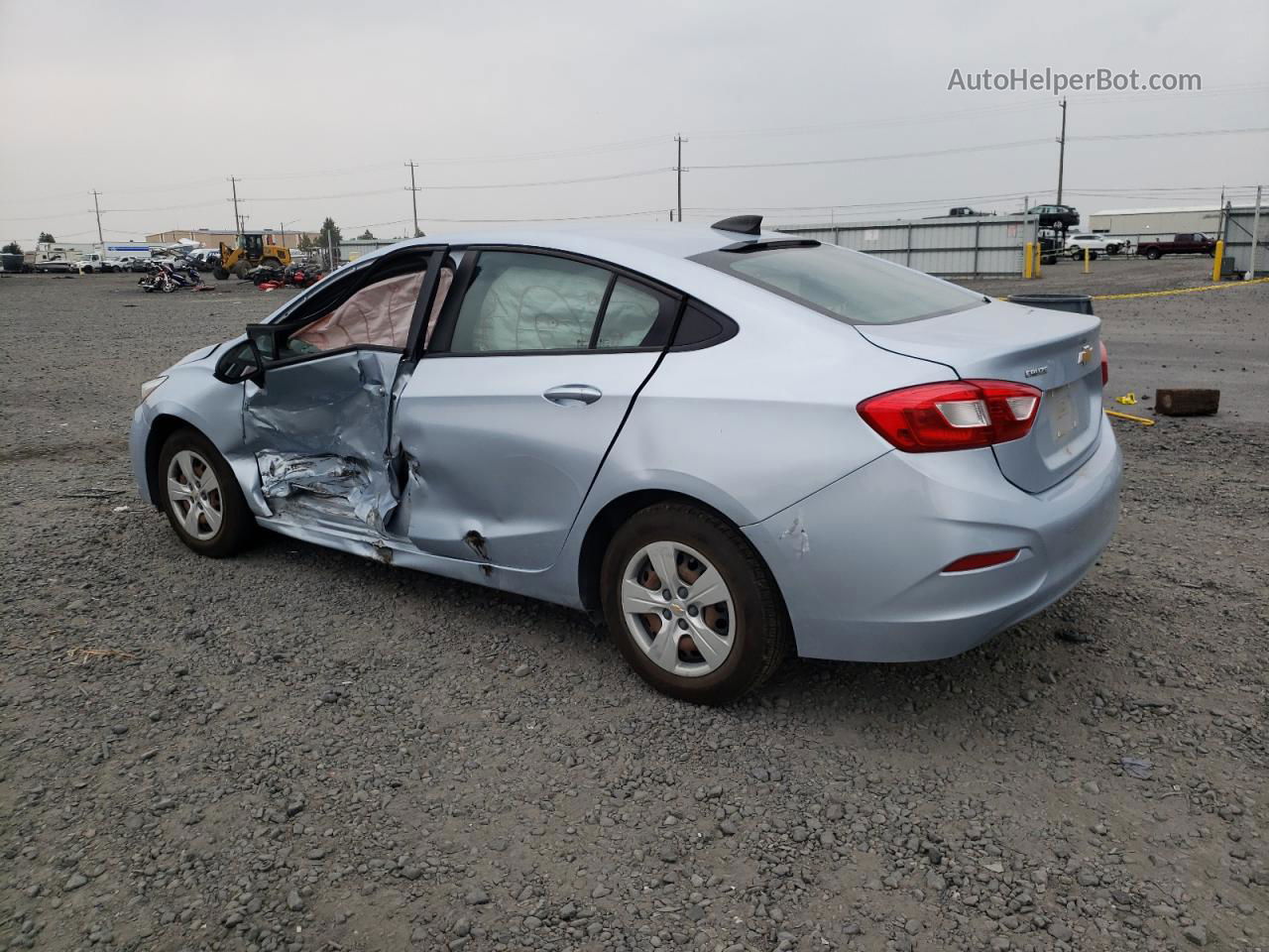 2017 Chevrolet Cruze Ls Серебряный vin: 1G1BC5SMXH7149539