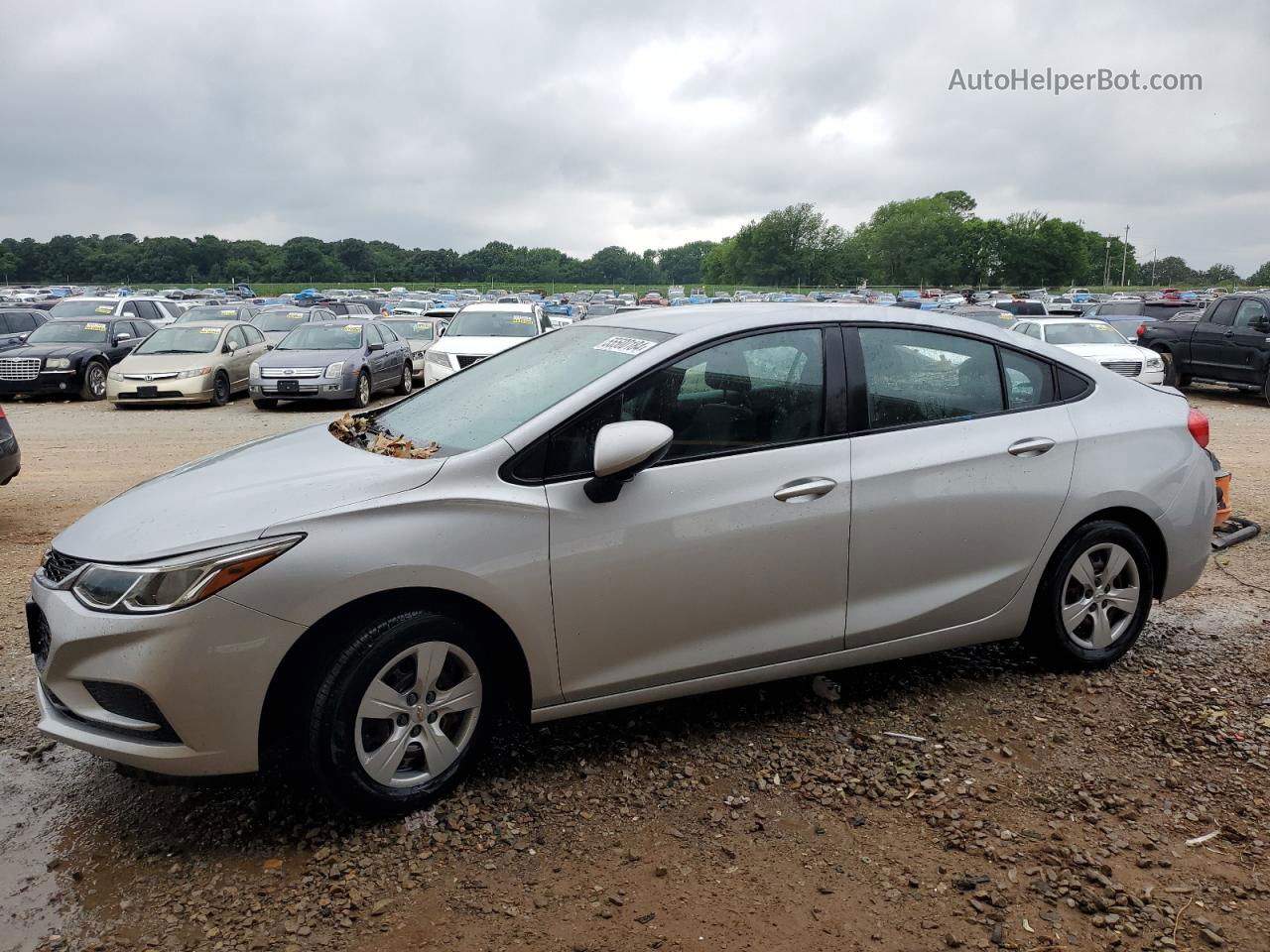 2017 Chevrolet Cruze Ls Silver vin: 1G1BC5SMXH7183822