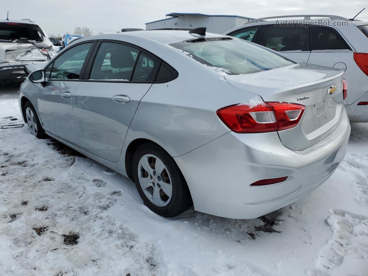 2017 Chevrolet Cruze Ls Silver vin: 1G1BC5SMXH7213904