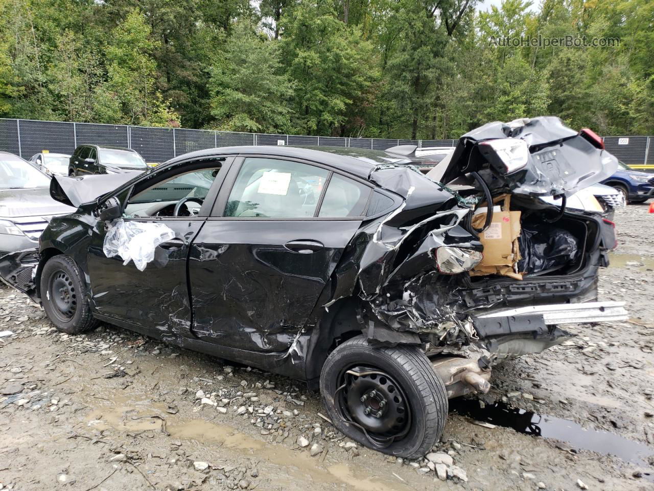 2018 Chevrolet Cruze Ls Black vin: 1G1BC5SMXJ7172972