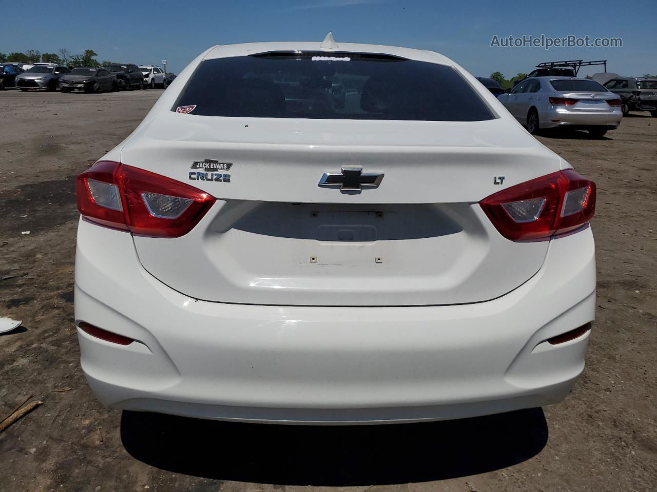 2017 Chevrolet Cruze Lt White vin: 1G1BE5SM0H7179529