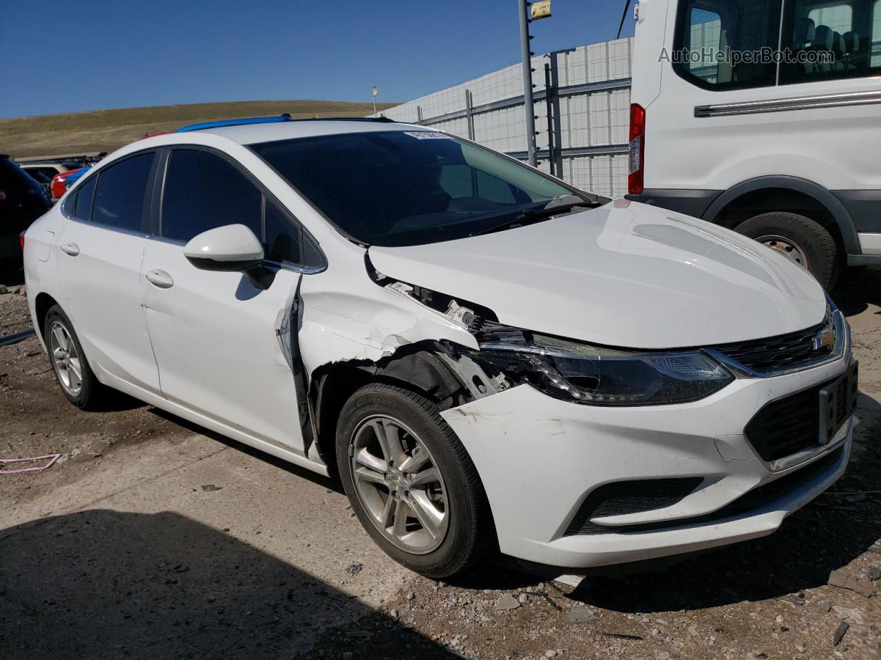 2017 Chevrolet Cruze Lt White vin: 1G1BE5SM0H7244556