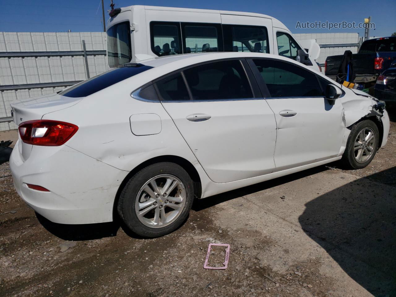 2017 Chevrolet Cruze Lt White vin: 1G1BE5SM0H7244556