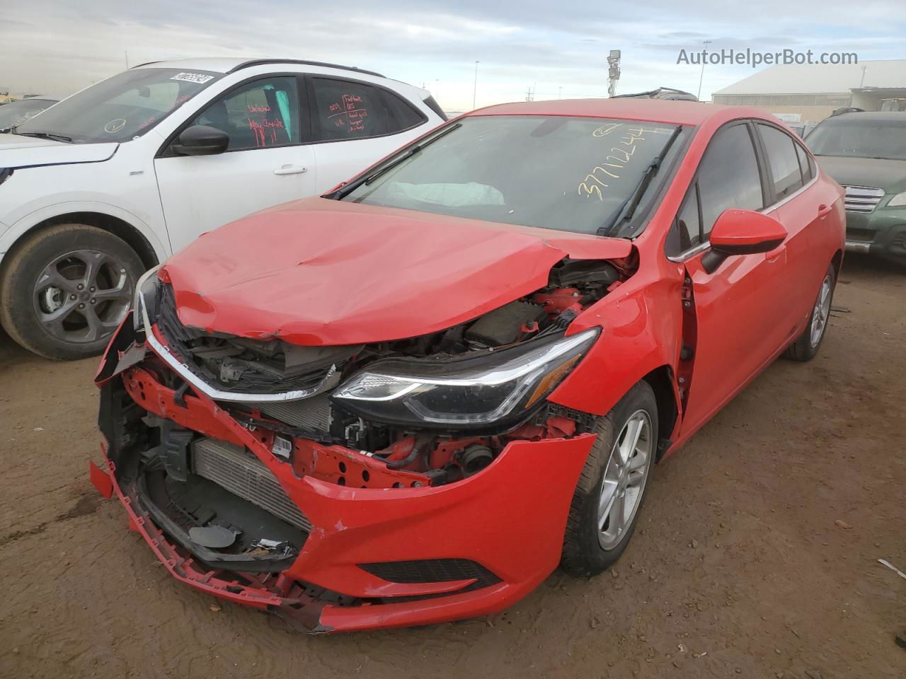 2018 Chevrolet Cruze Lt Red vin: 1G1BE5SM0J7131342