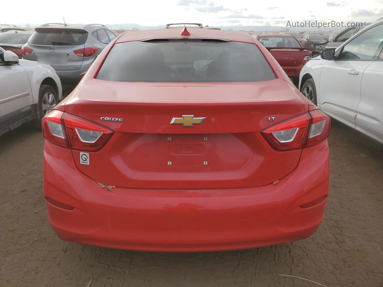 2018 Chevrolet Cruze Lt Red vin: 1G1BE5SM0J7131342