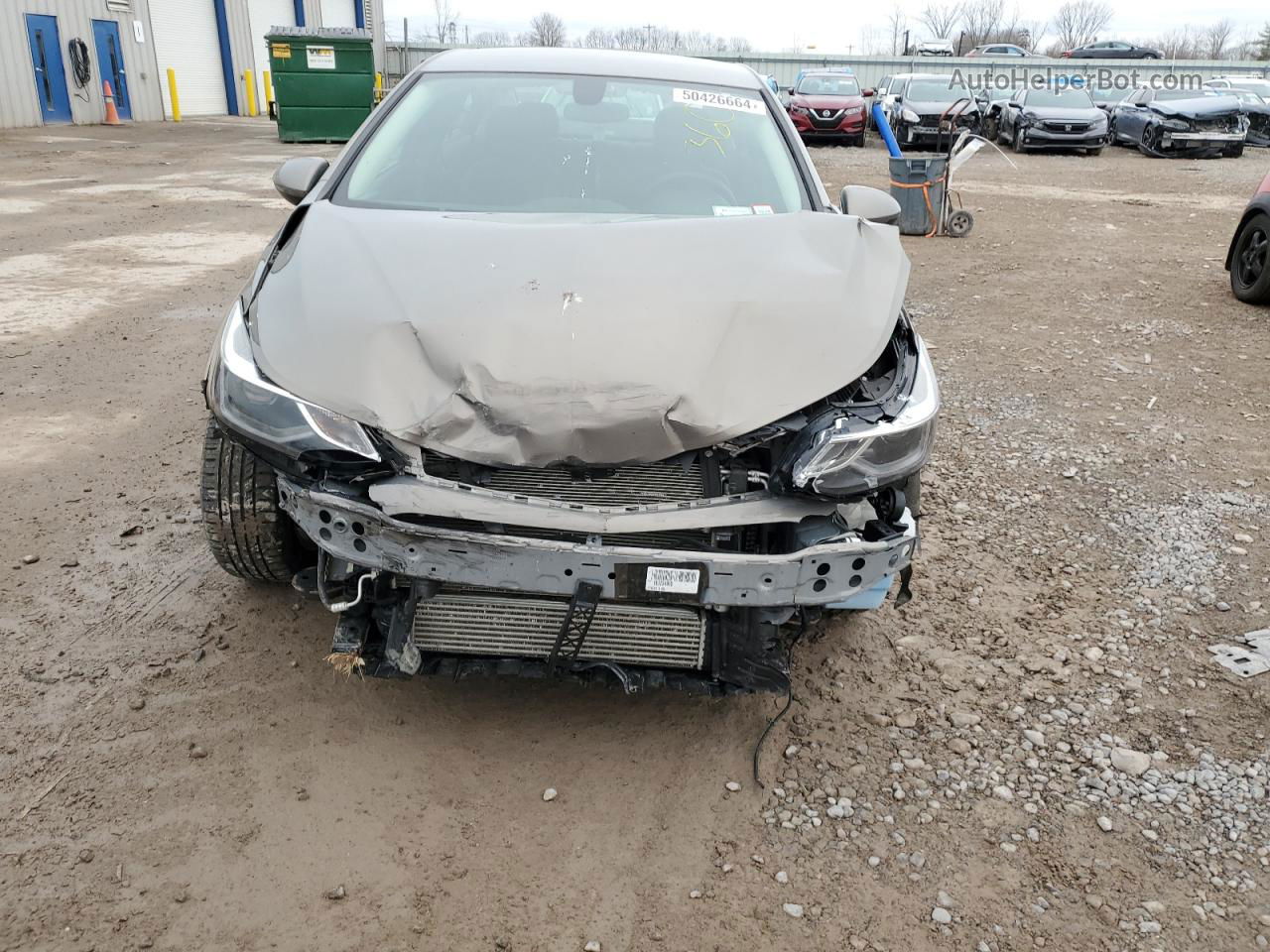 2018 Chevrolet Cruze Lt Серый vin: 1G1BE5SM0J7234874