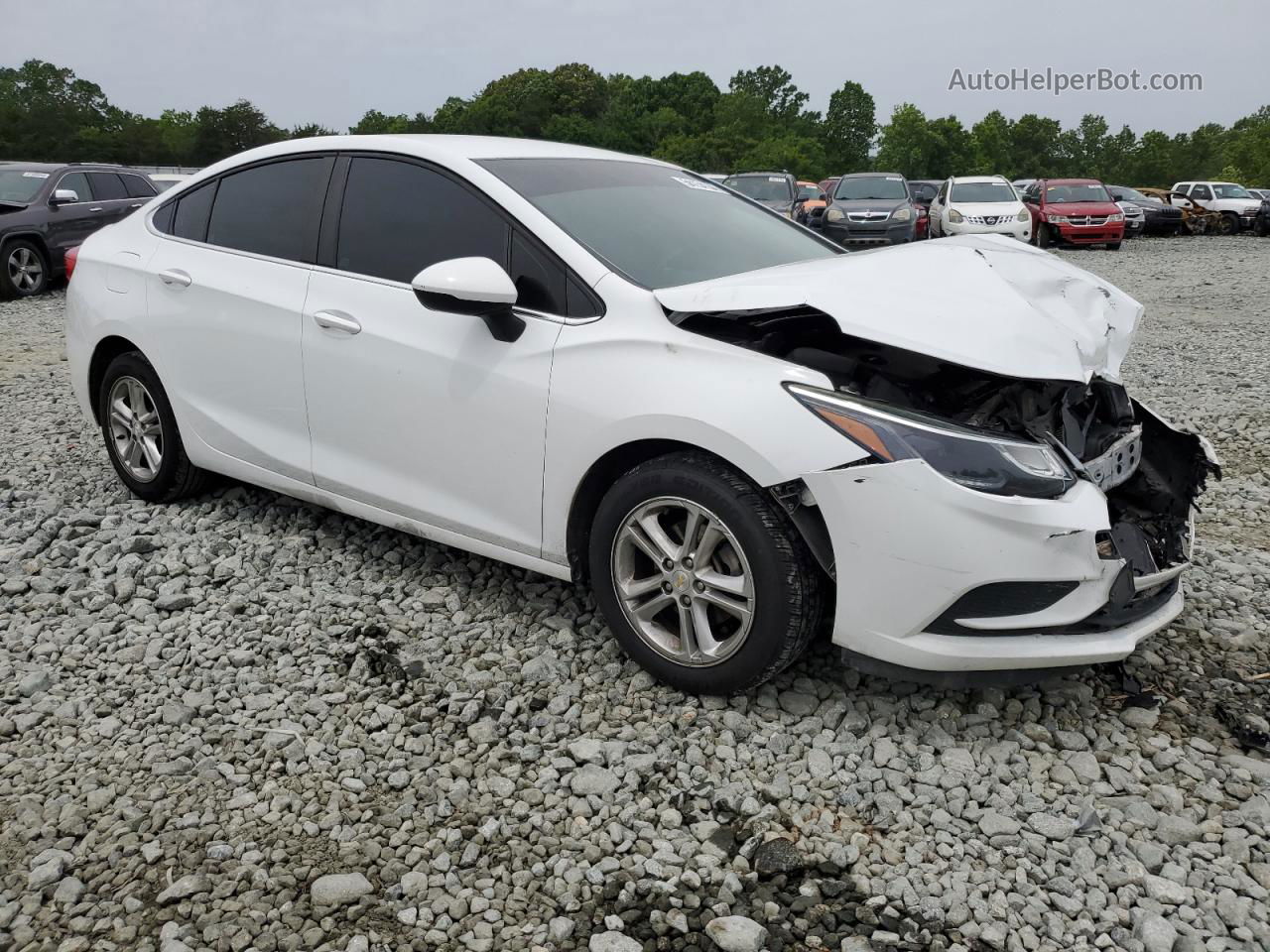 2018 Chevrolet Cruze Lt White vin: 1G1BE5SM1J7144116