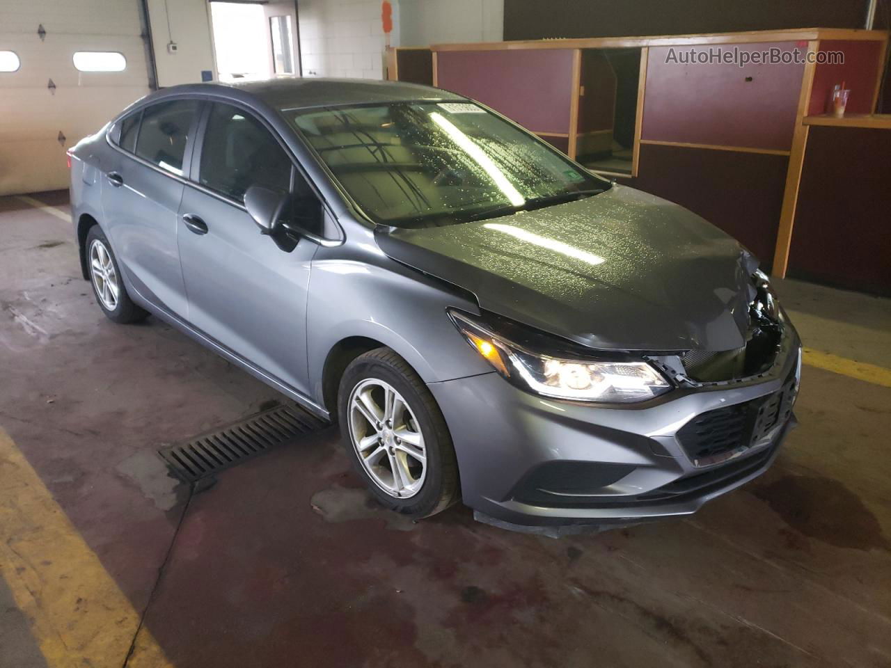 2018 Chevrolet Cruze Lt Серый vin: 1G1BE5SM1J7167928