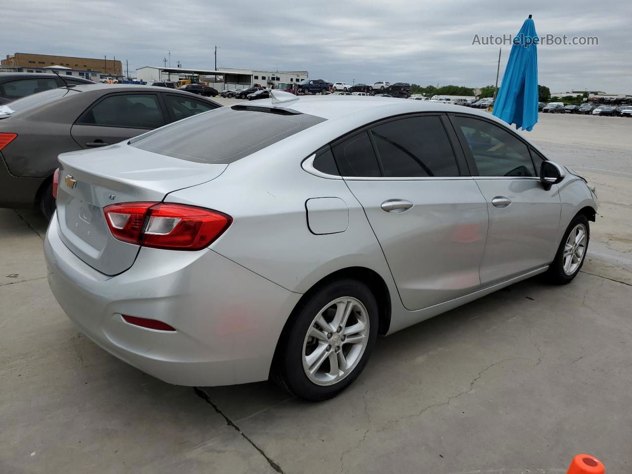 2018 Chevrolet Cruze Lt Silver vin: 1G1BE5SM1J7178198