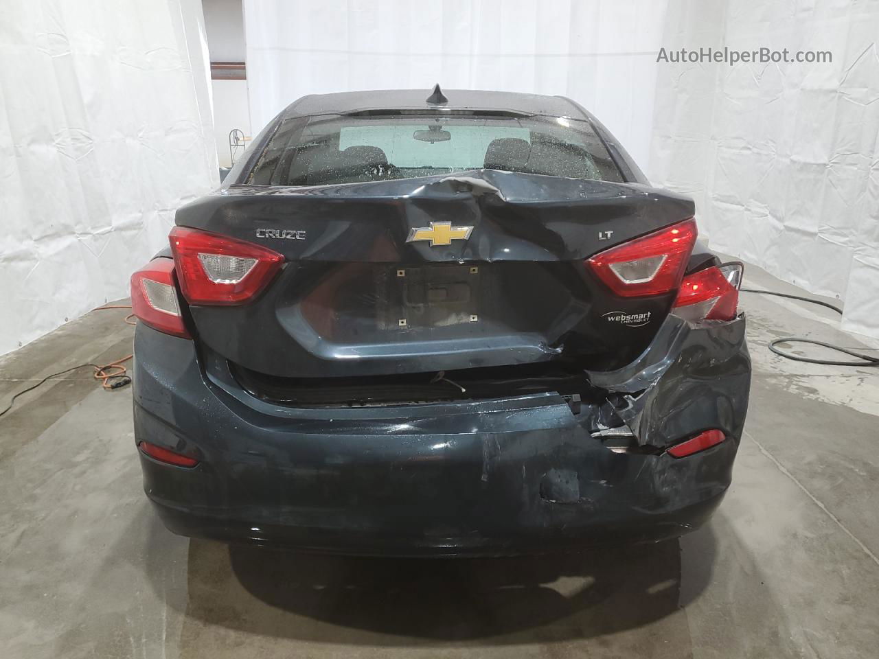 2018 Chevrolet Cruze Lt Gray vin: 1G1BE5SM1J7222572