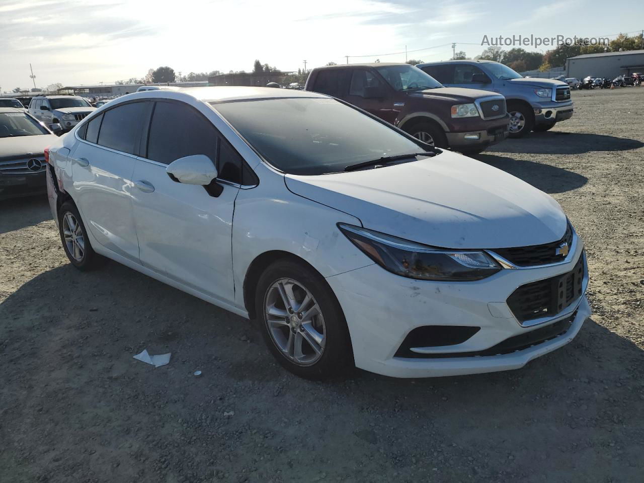 2018 Chevrolet Cruze Lt White vin: 1G1BE5SM1J7244863