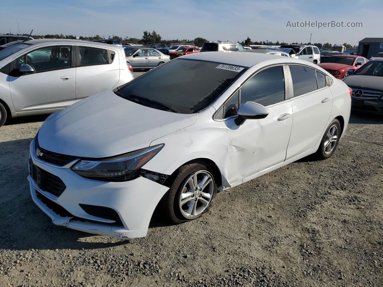 2018 Chevrolet Cruze Lt White vin: 1G1BE5SM1J7244863