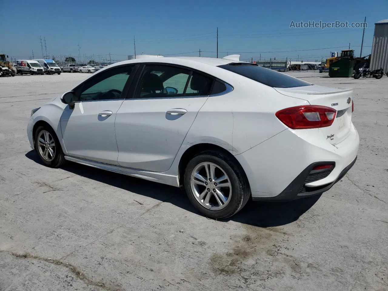 2017 Chevrolet Cruze Lt White vin: 1G1BE5SM2H7130929