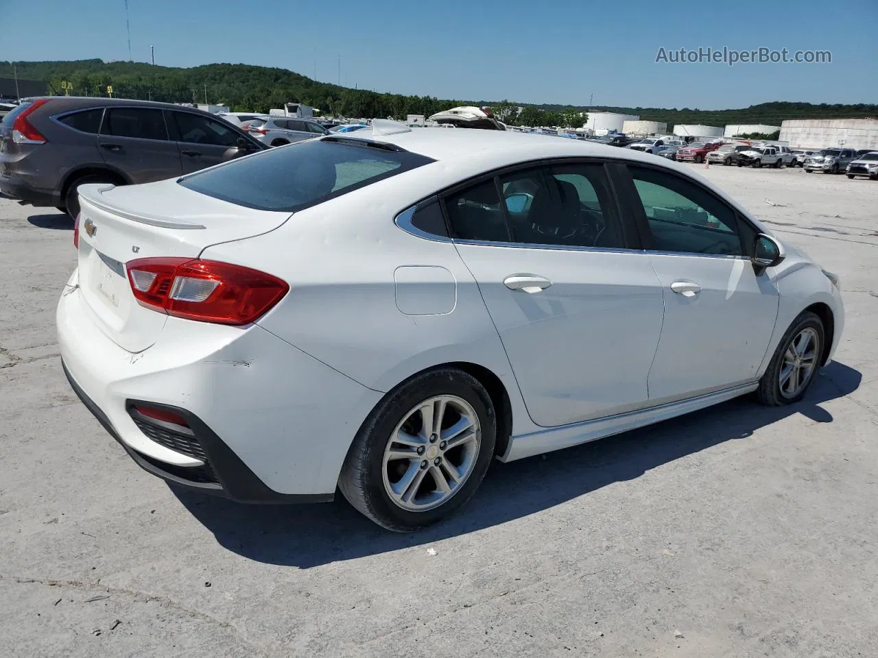 2017 Chevrolet Cruze Lt White vin: 1G1BE5SM2H7130929