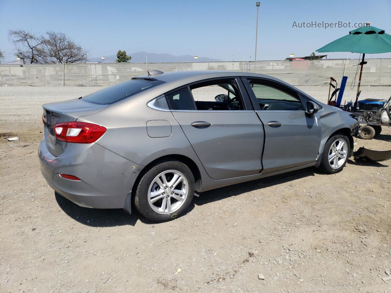 2017 Chevrolet Cruze Lt Gray vin: 1G1BE5SM2H7215334