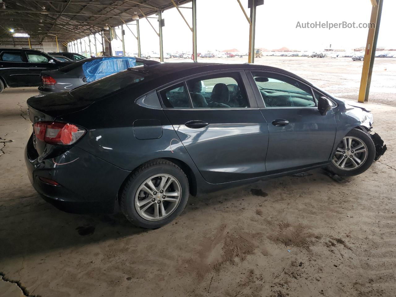 2018 Chevrolet Cruze Lt Gray vin: 1G1BE5SM2J7116213