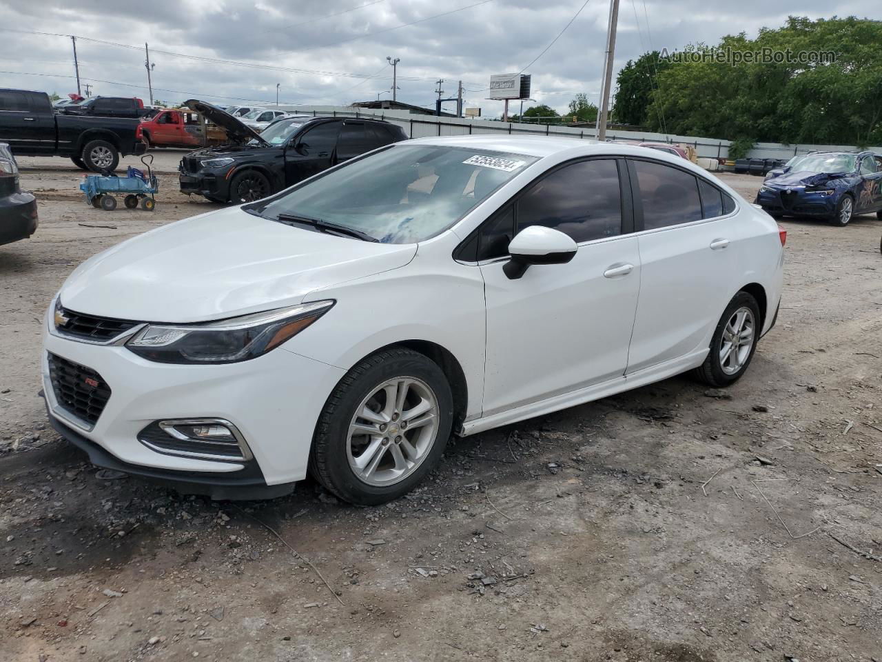 2018 Chevrolet Cruze Lt White vin: 1G1BE5SM2J7228199