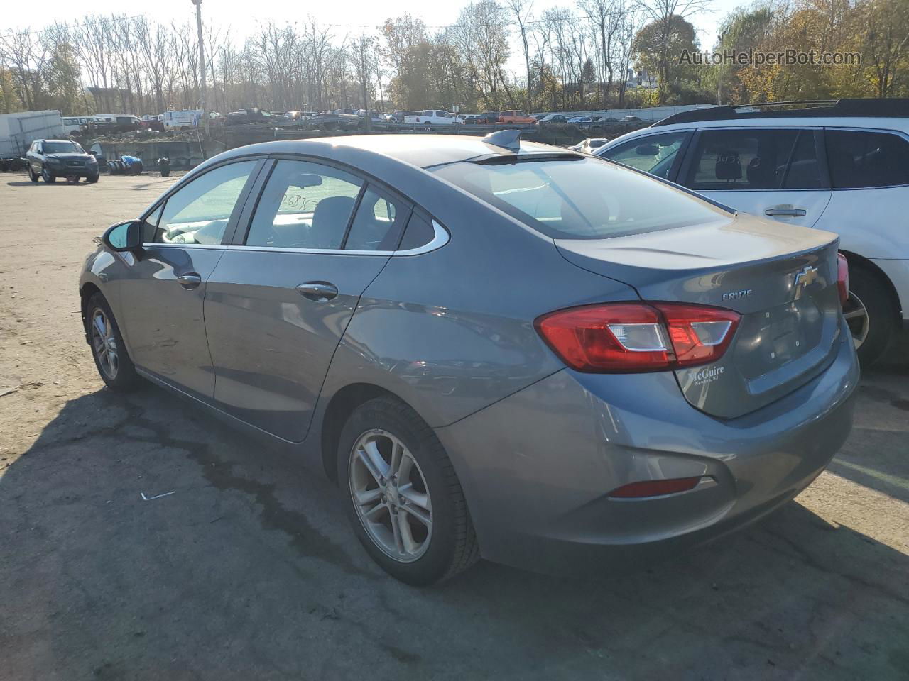 2018 Chevrolet Cruze Lt Серый vin: 1G1BE5SM3J7173827