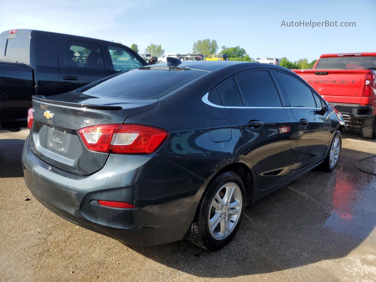 2018 Chevrolet Cruze Lt Green vin: 1G1BE5SM3J7229118