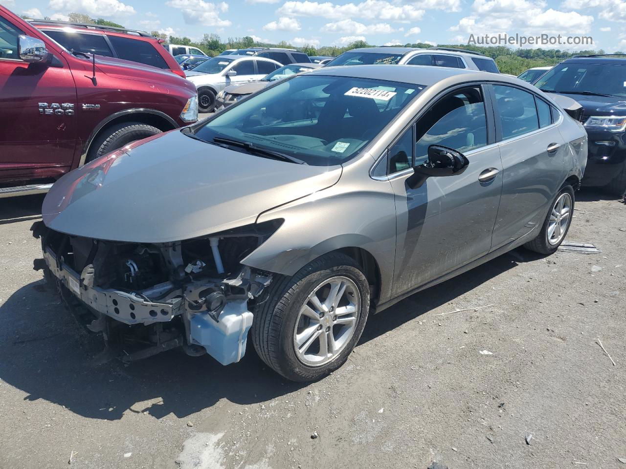 2018 Chevrolet Cruze Lt Beige vin: 1G1BE5SM3J7234643