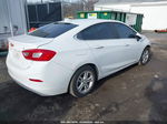 2017 Chevrolet Cruze Lt Auto White vin: 1G1BE5SM4H7209230