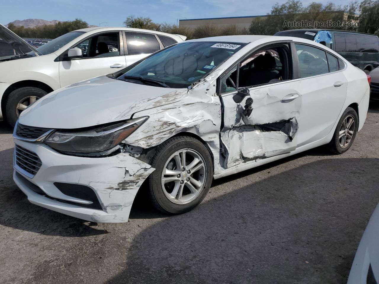 2018 Chevrolet Cruze Lt White vin: 1G1BE5SM4J7181029