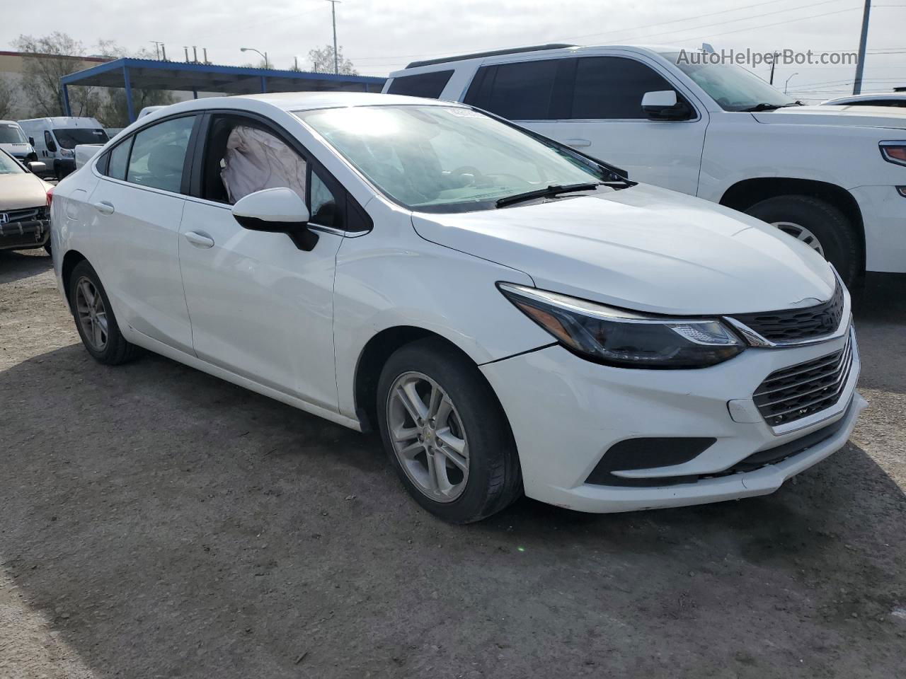 2018 Chevrolet Cruze Lt White vin: 1G1BE5SM4J7181029