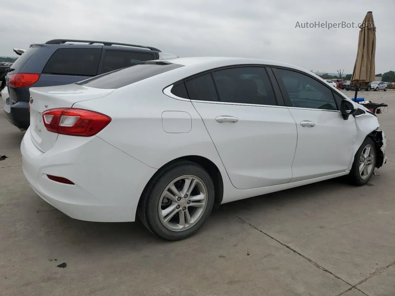 2017 Chevrolet Cruze Lt White vin: 1G1BE5SM5H7137731