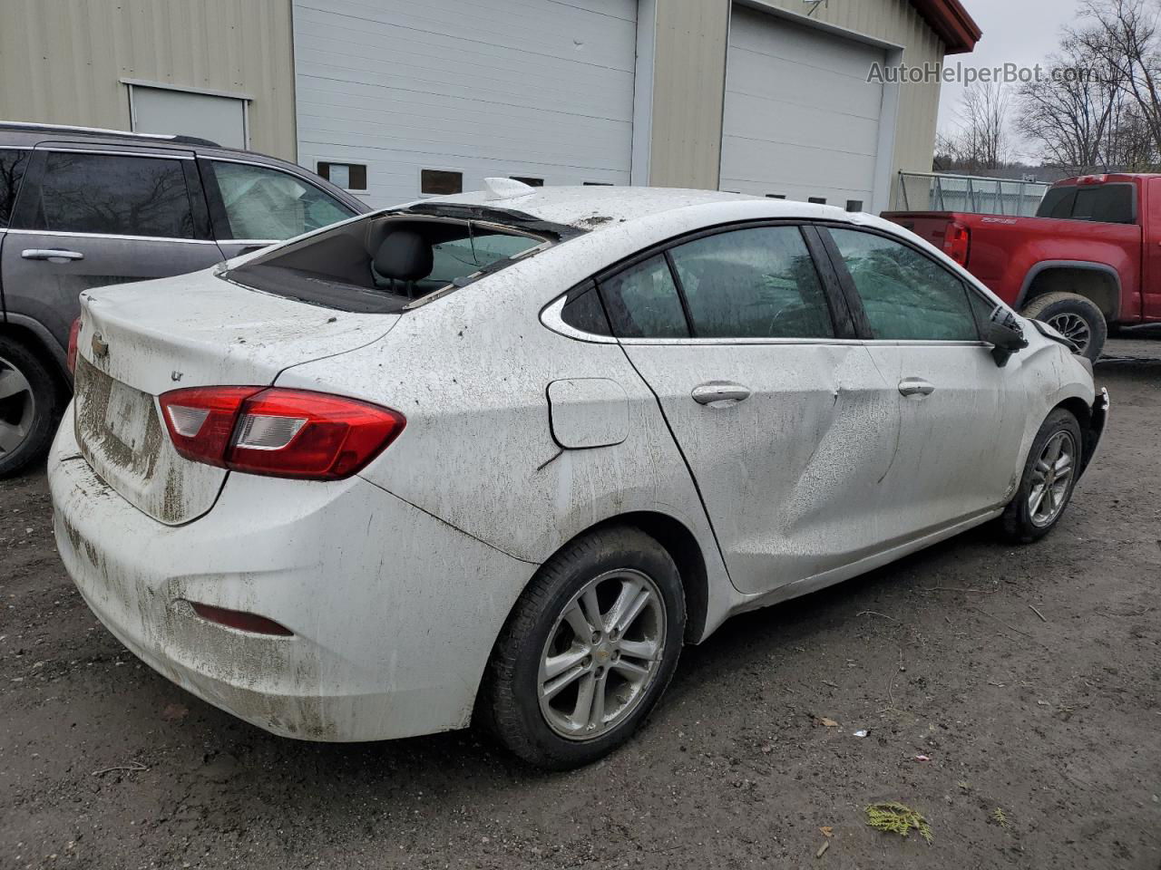 2018 Chevrolet Cruze Lt White vin: 1G1BE5SM5J7109904