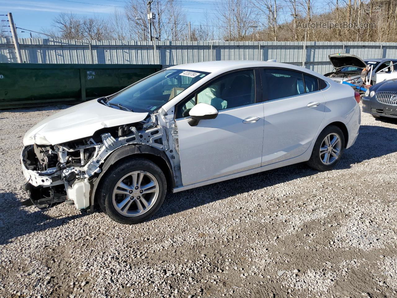 2018 Chevrolet Cruze Lt White vin: 1G1BE5SM5J7186224