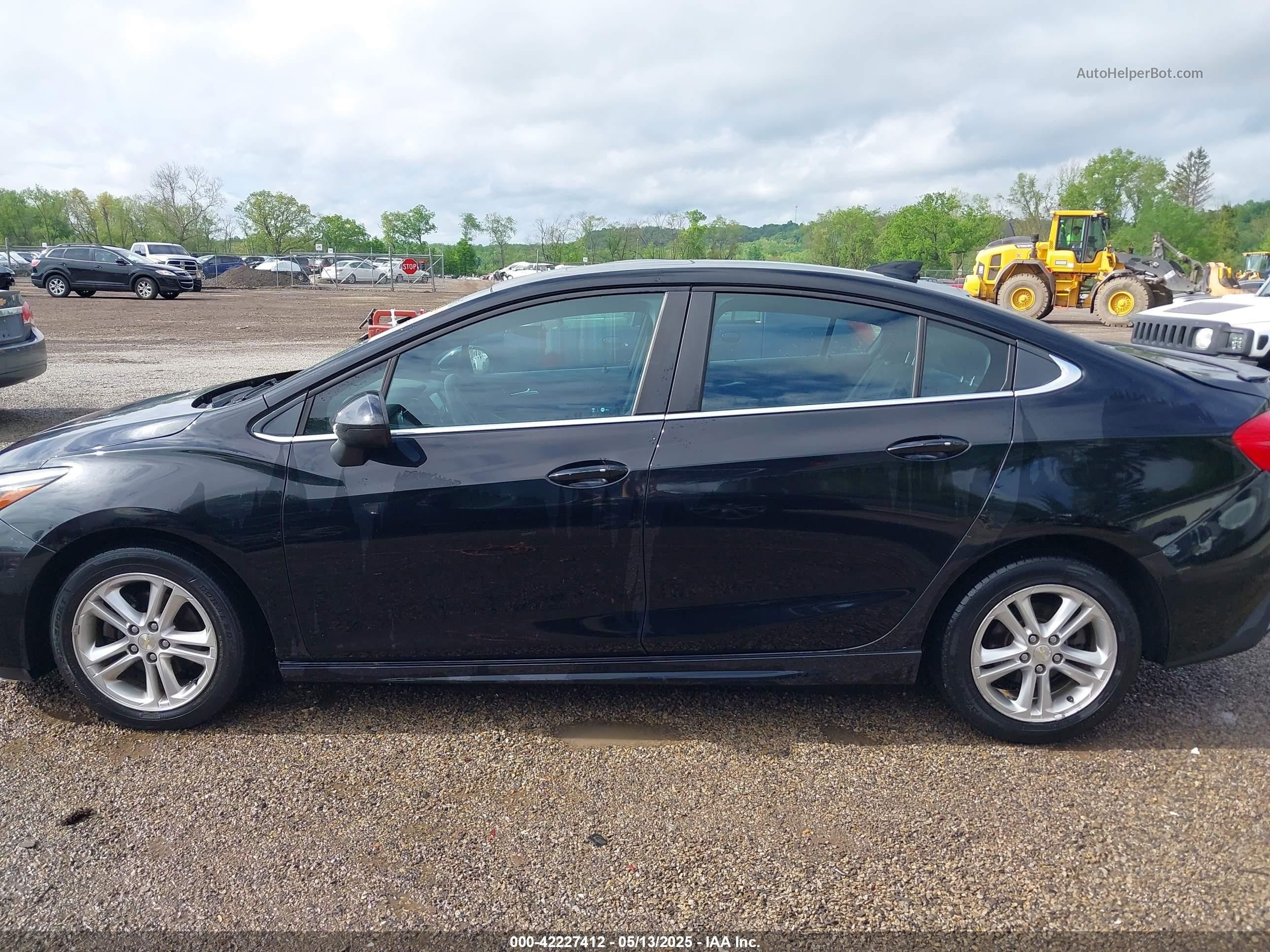 2016 Chevrolet Cruze Lt Auto Black vin: 1G1BE5SM6G7324040
