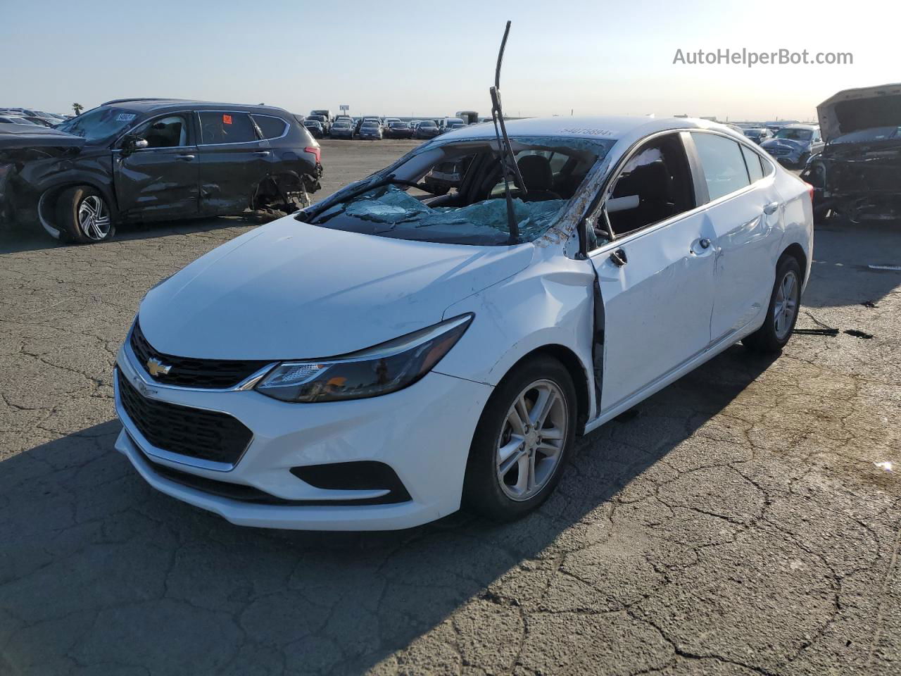 2017 Chevrolet Cruze Lt White vin: 1G1BE5SM6H7110179