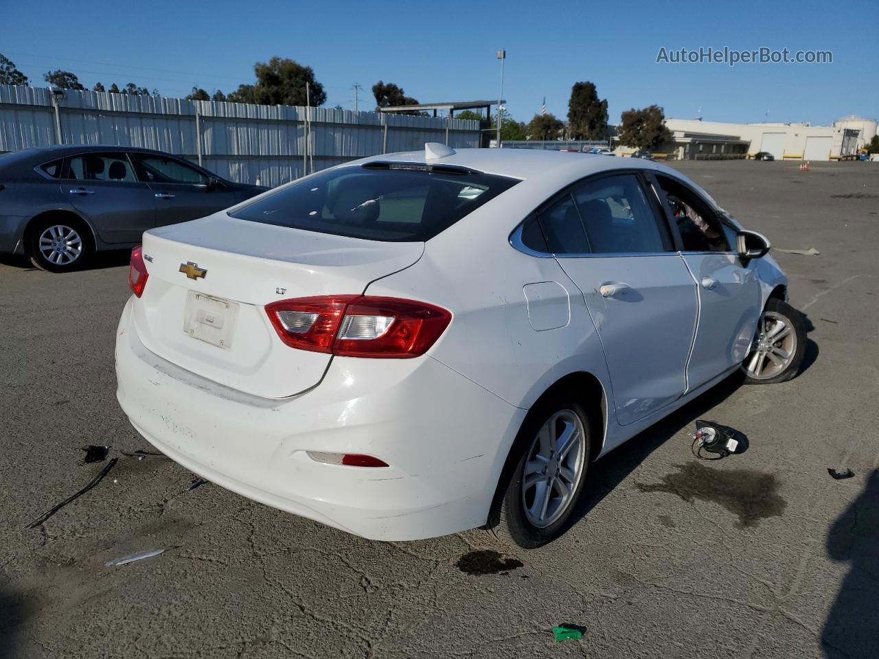 2017 Chevrolet Cruze Lt Белый vin: 1G1BE5SM6H7110179