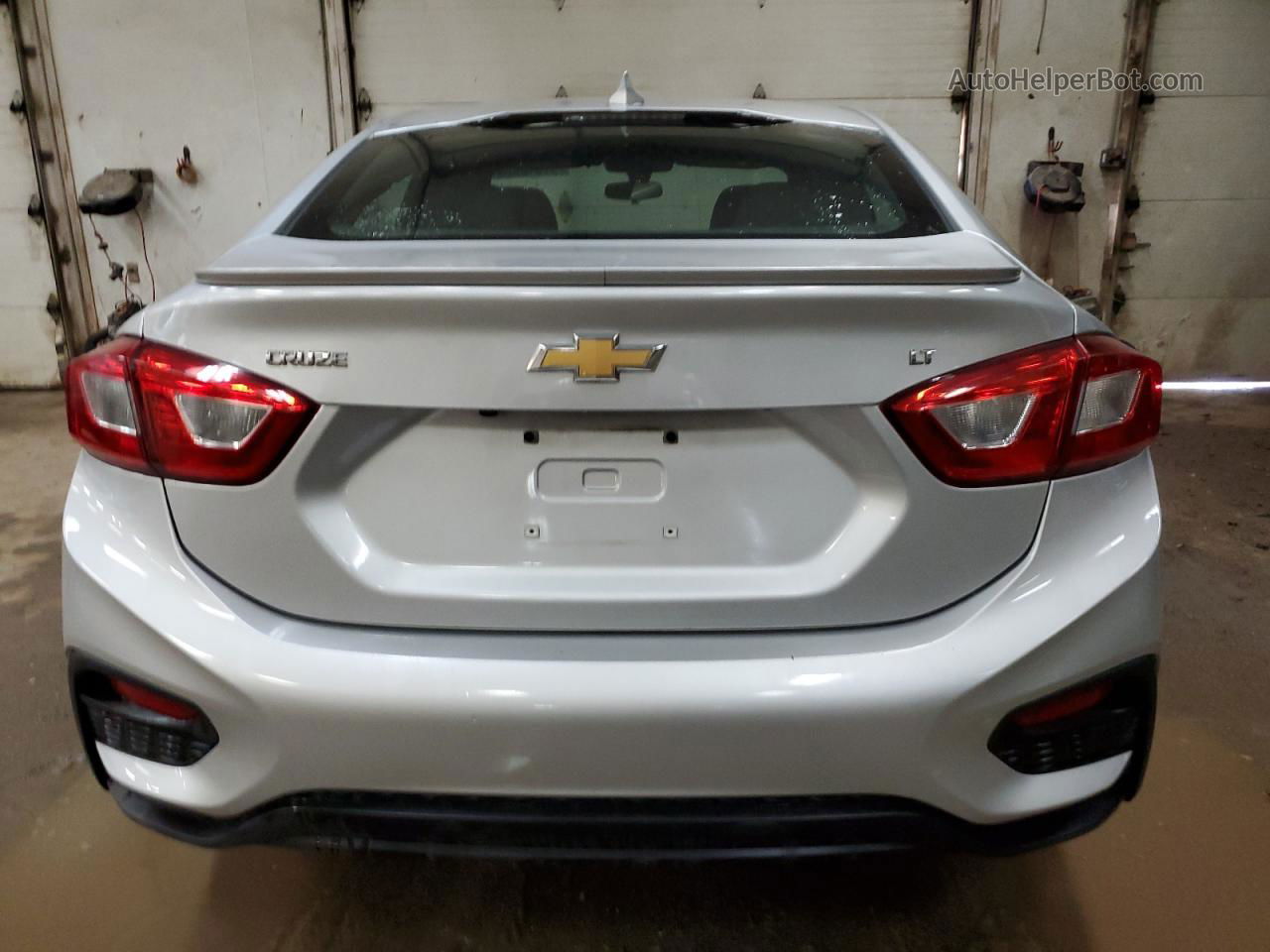 2017 Chevrolet Cruze Lt Серебряный vin: 1G1BE5SM6H7275620