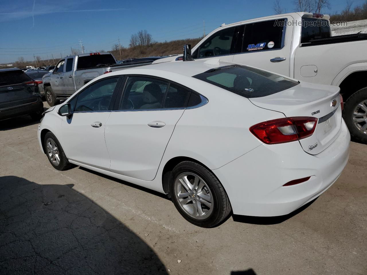 2018 Chevrolet Cruze Lt White vin: 1G1BE5SM6J7124198