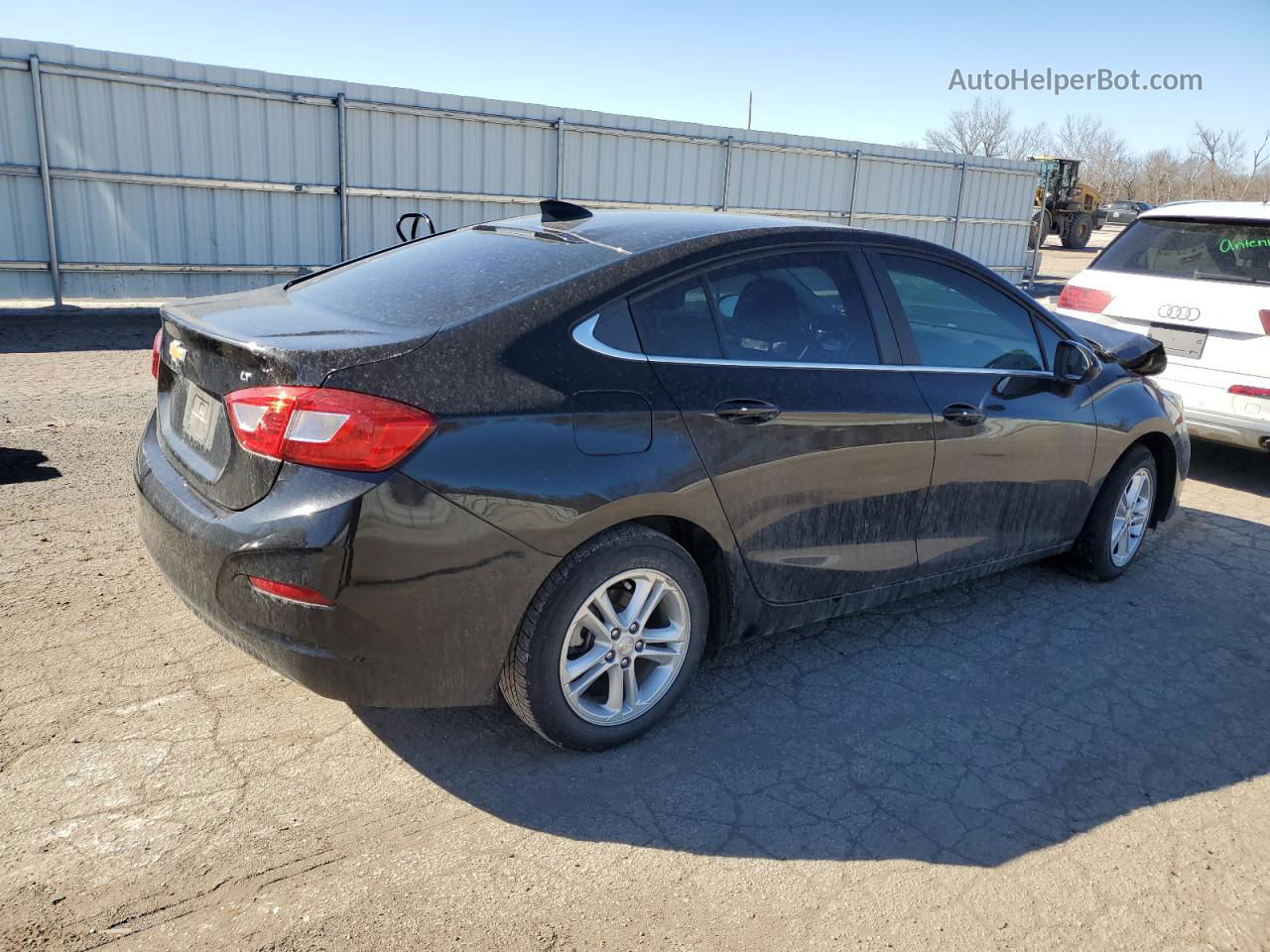 2018 Chevrolet Cruze Lt Черный vin: 1G1BE5SM6J7175779