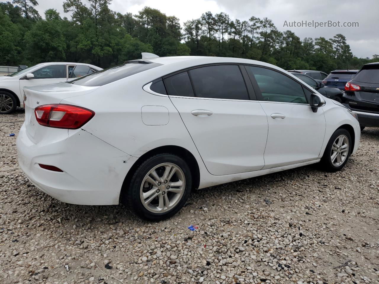 2018 Chevrolet Cruze Lt Белый vin: 1G1BE5SM6J7220980