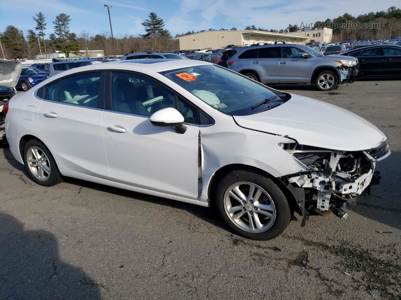 2016 Chevrolet Cruze Lt White vin: 1G1BE5SM7G7302368