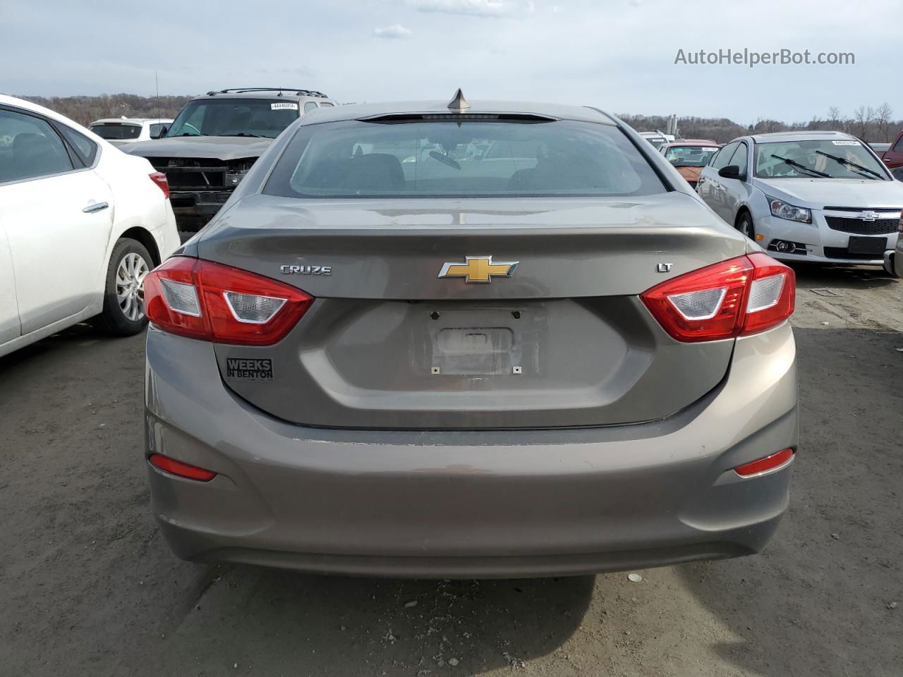 2017 Chevrolet Cruze Lt Gray vin: 1G1BE5SM7H7252945