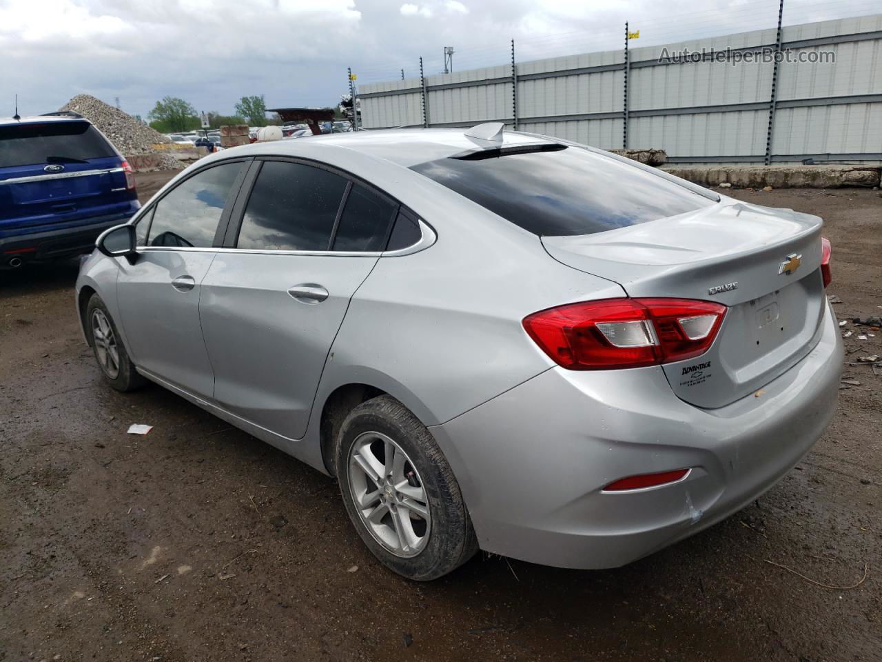 2018 Chevrolet Cruze Lt Silver vin: 1G1BE5SM7J7177475