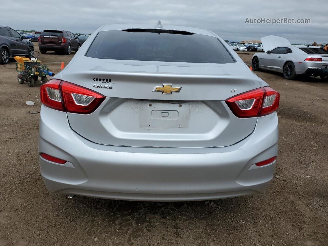 2018 Chevrolet Cruze Lt Серебряный vin: 1G1BE5SM7J7219806