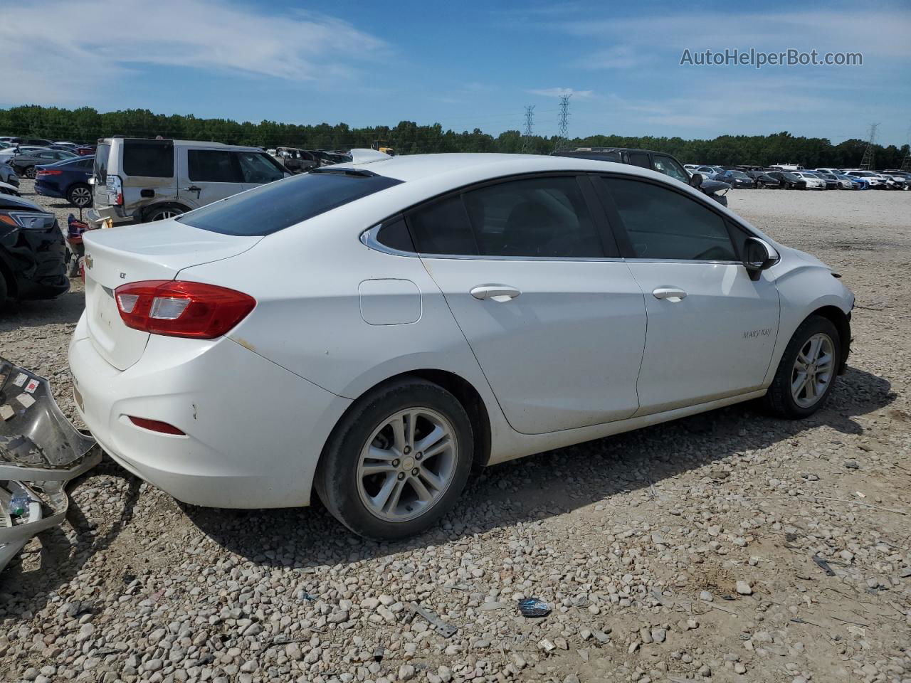 2017 Chevrolet Cruze Lt White vin: 1G1BE5SM8H7108479