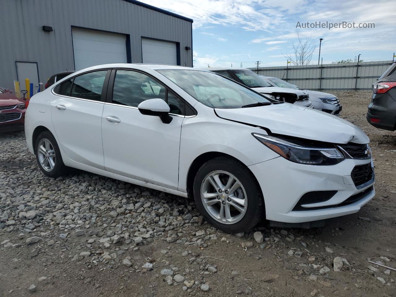 2017 Chevrolet Cruze Lt White vin: 1G1BE5SM8H7212261