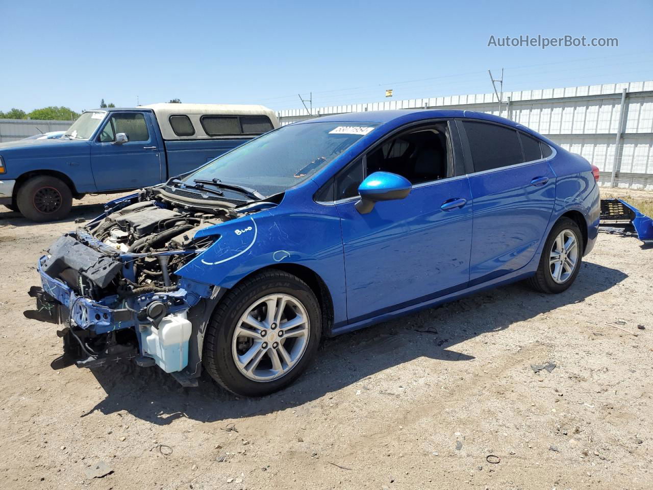 2018 Chevrolet Cruze Lt Blue vin: 1G1BE5SM8J7122162