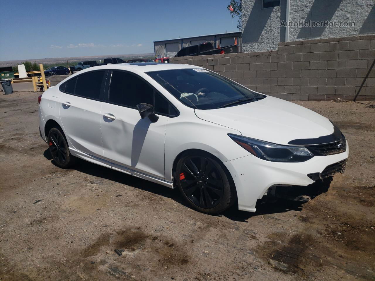 2018 Chevrolet Cruze Lt White vin: 1G1BE5SM8J7229891