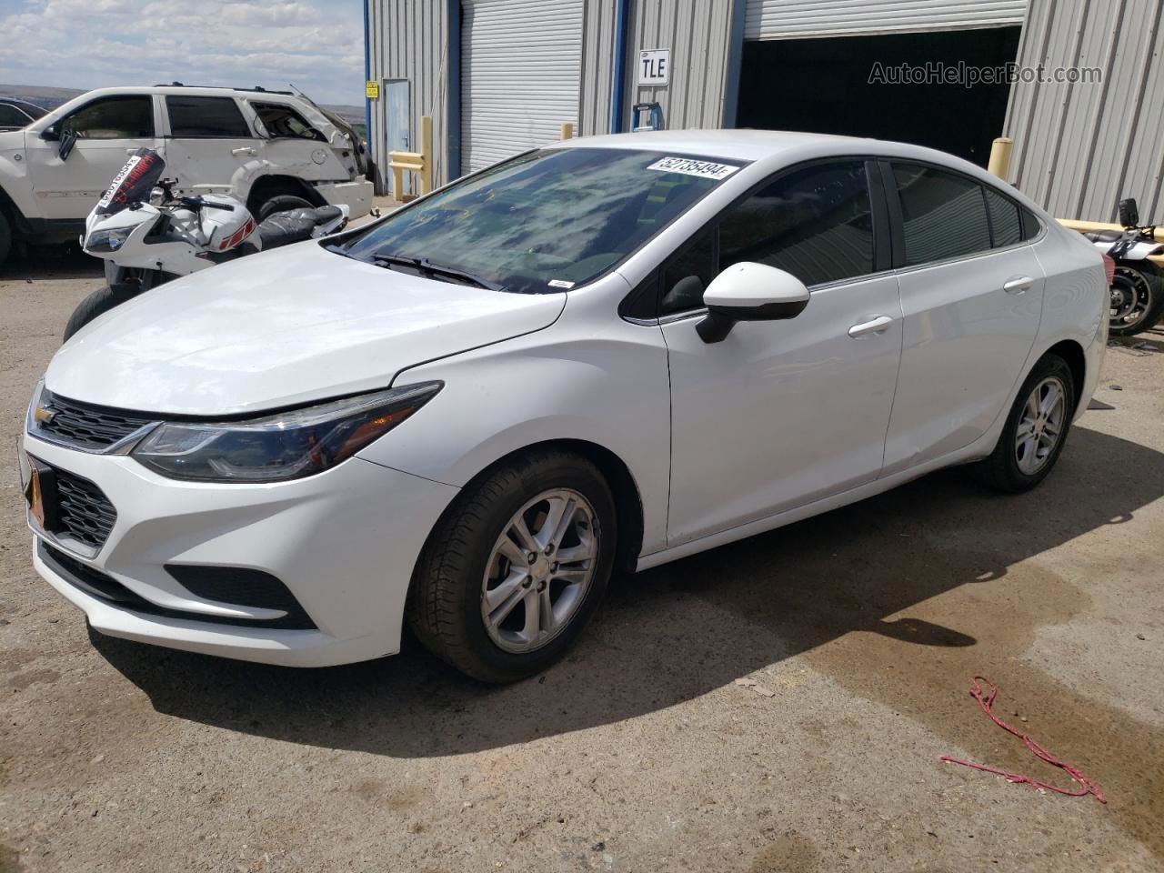 2018 Chevrolet Cruze Lt White vin: 1G1BE5SM8J7244715