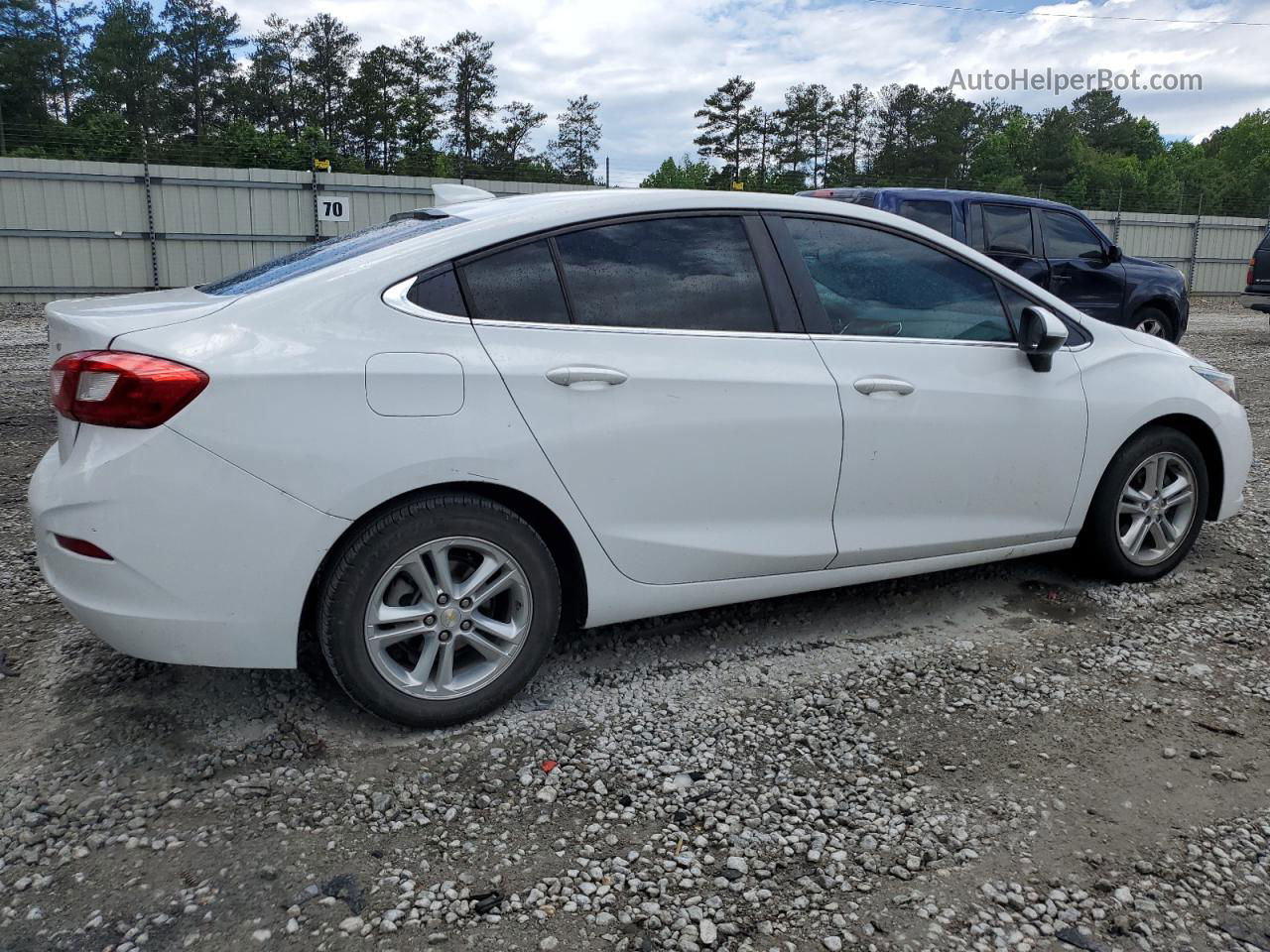 2017 Chevrolet Cruze Lt White vin: 1G1BE5SM9H7101217