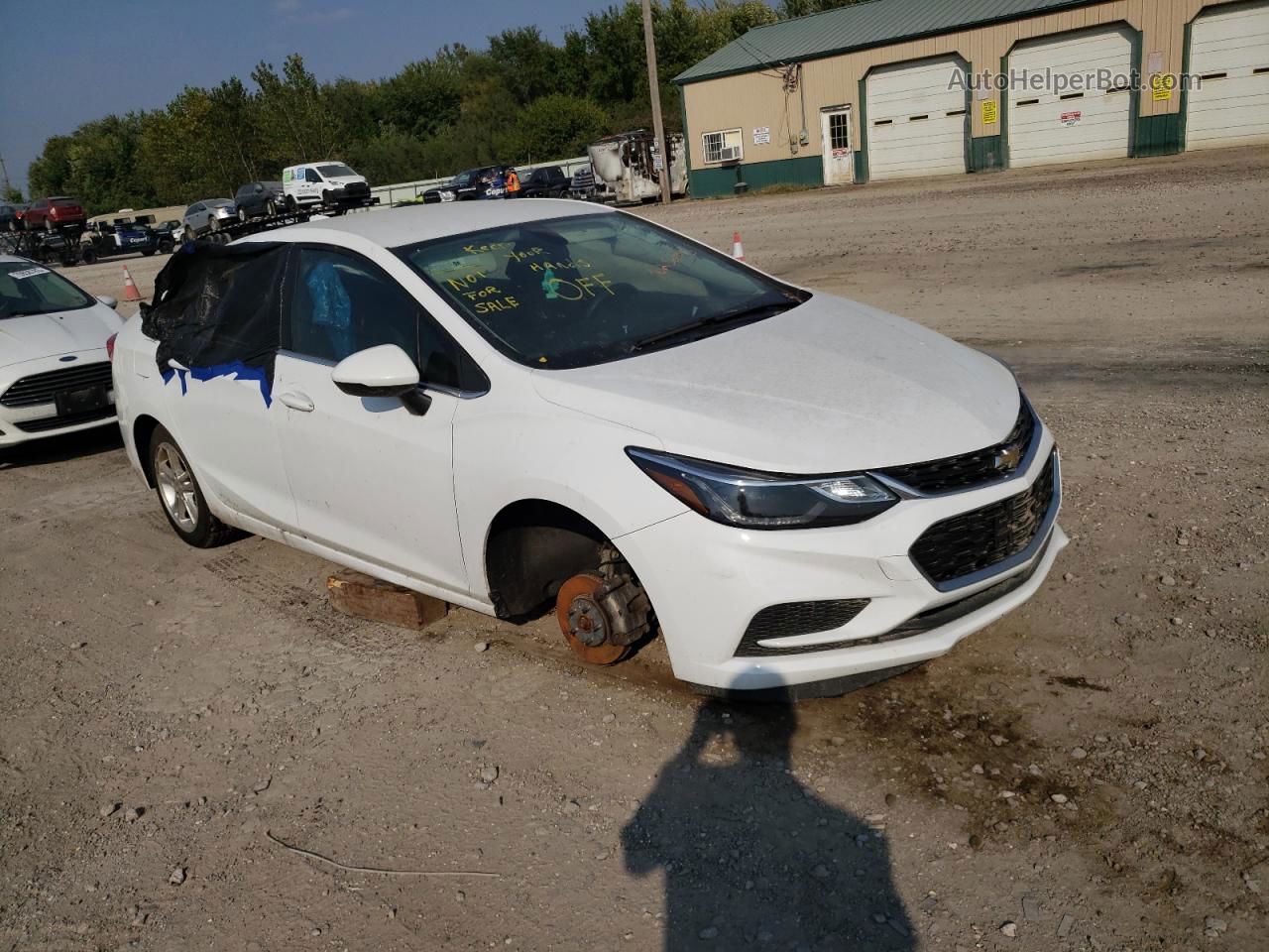 2017 Chevrolet Cruze Lt White vin: 1G1BE5SM9H7221356