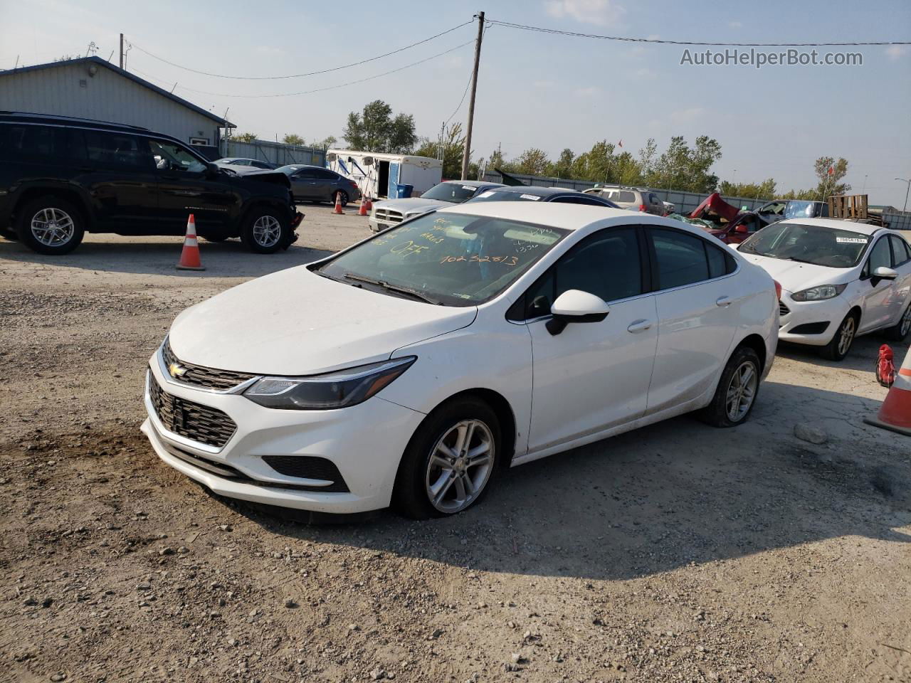 2017 Chevrolet Cruze Lt White vin: 1G1BE5SM9H7221356